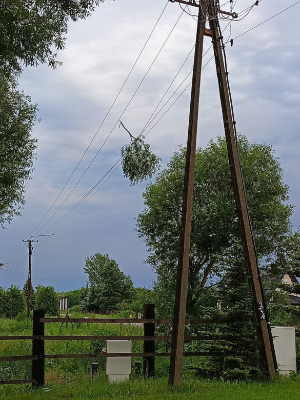 Pożary, połamane drzewa  i zalane posesje. To był pracowita noc strażaków z woj. lubelskiego