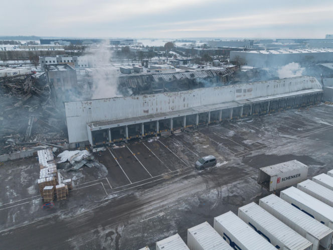 Wielki pożar magazynu pod Poznaniem. Skala zniszczeń poraża!
