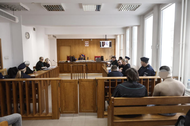 Łukasz Żak w sądzie. Sypie się linia obrony jego kolegów. Biegły: „Każdy ma obowiązek udzielenia pomocy”