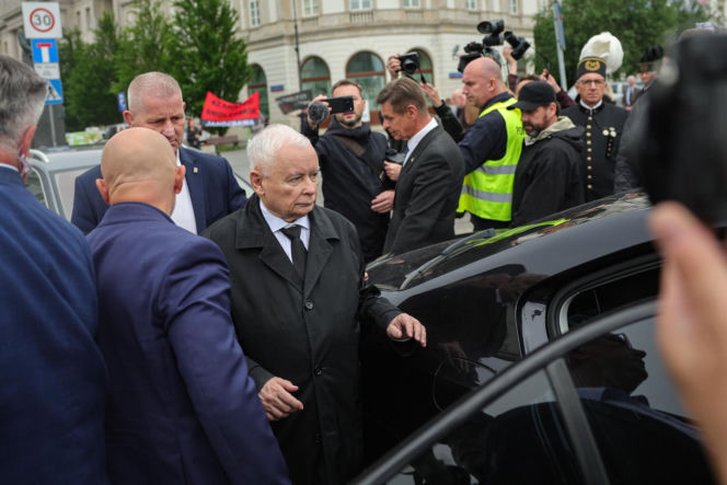 Obchody miesięcznicy smoleńskiej w Warszawie