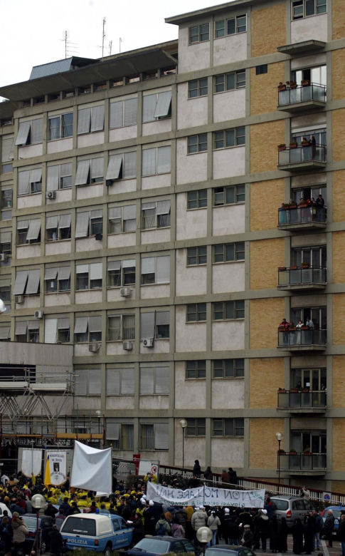 Tak wierni zareagowali na śmierć papieża Jana Pawła II