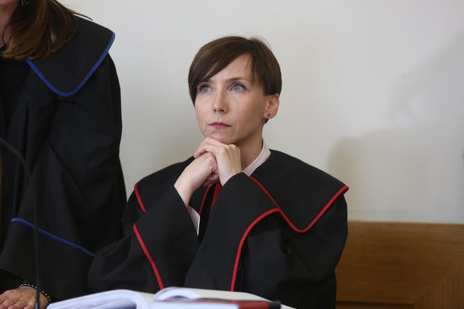 Prowadził dom pomocy jak z horroru. 12 pensjonariuszy nie żyje. „ Chyba nikt nie chciałby mieć tego na sumieniu”