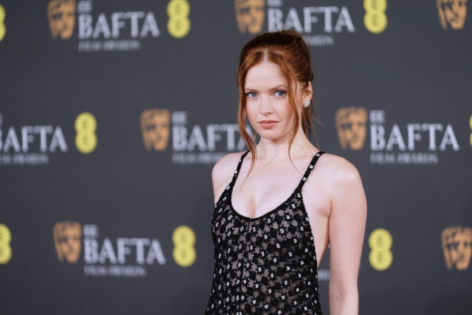 Gwiazdy przebrane za abażury na Bafta. Kto się popisał najlepszą kreacją?