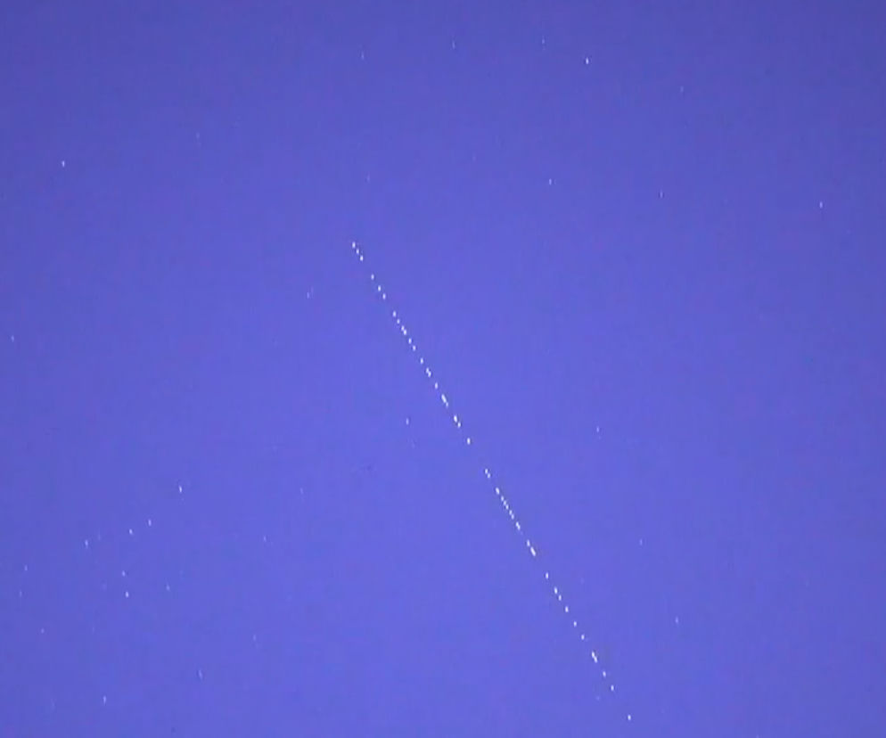 Satelity Starlink były widoczne nad Polską