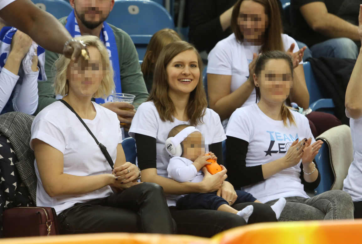 Żona Wilfredo Leona z dzieckiem