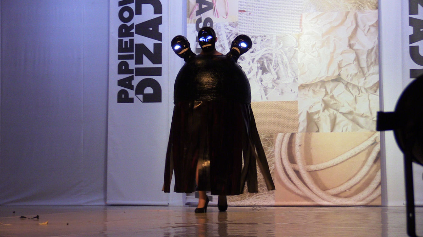 Junk Fashion Show 2016