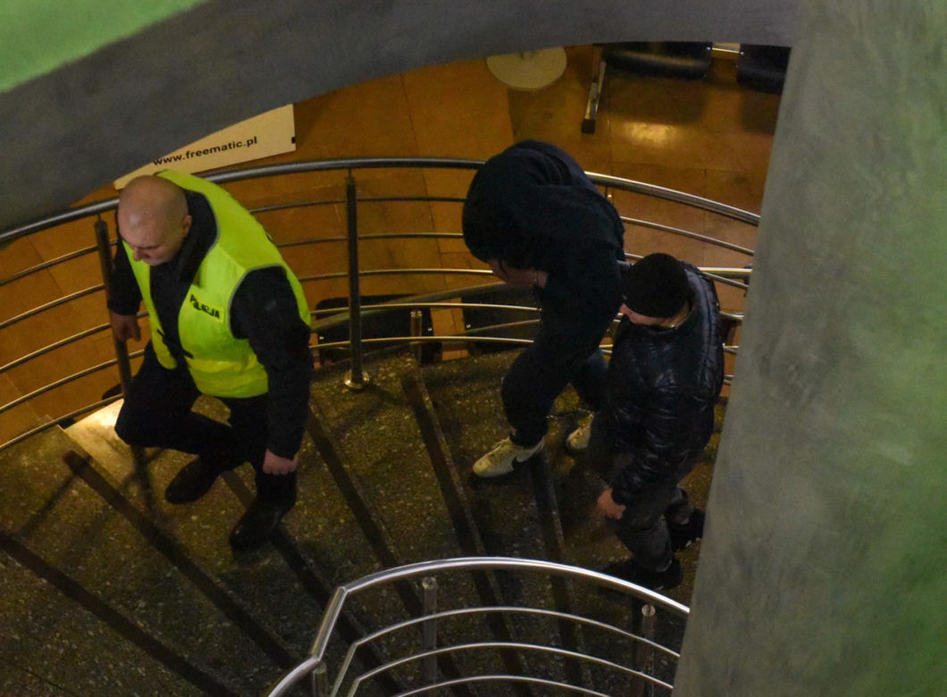 Zabójstwo pod Toruniem. Ciało 35-latka Michała znalezione na podwórku