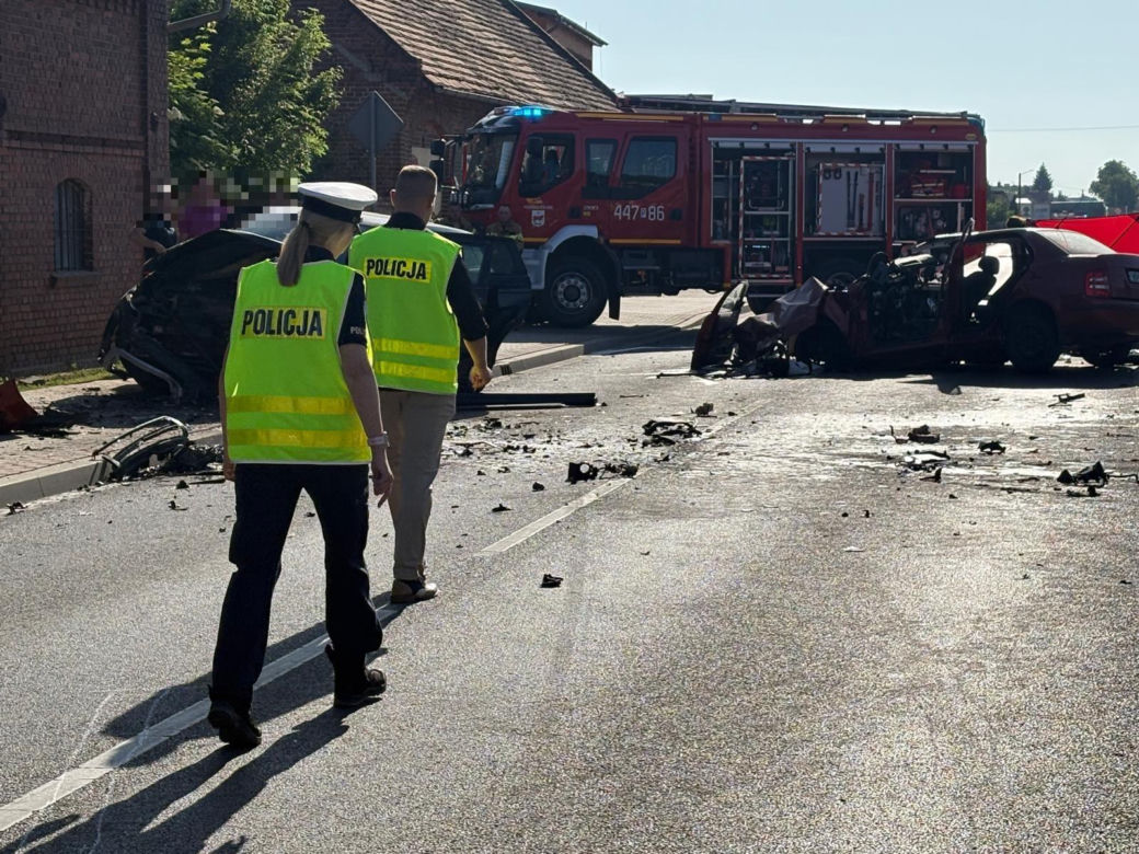 Koszmarny wypadek w Wilkowie Polskim. Poszkodowane małżeństwo z Leszna i ich 3-miesięczne dziecko