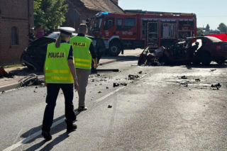 Koszmarny wypadek w Wilkowie Polskim. Poszkodowane małżeństwo z Leszna i ich 3-miesięczne dziecko