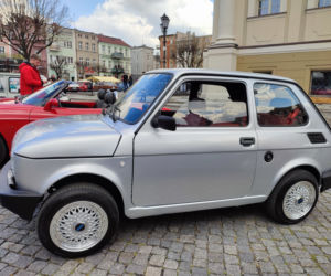 Początek sezonu fanów motoryzacji z czasów PRL