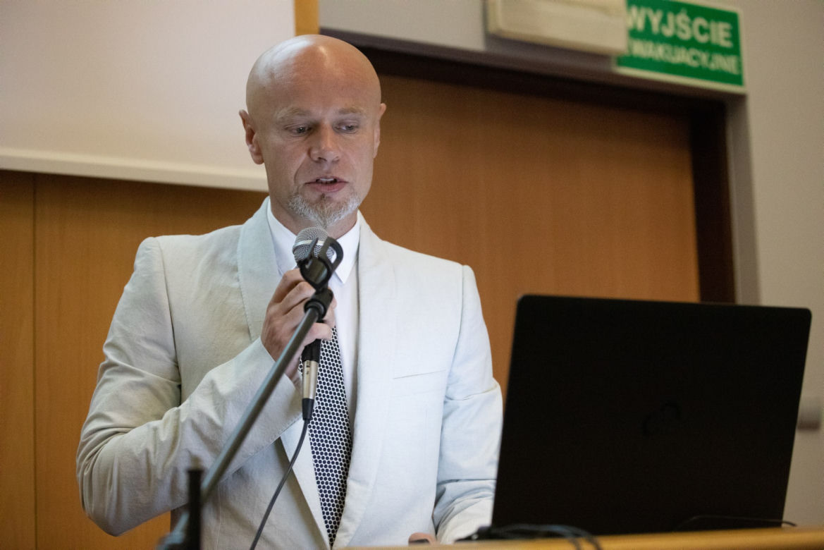 Przeszczepili organy szyi. Pan Tadeusz powiedział pierwsze słowo od 7 lat!