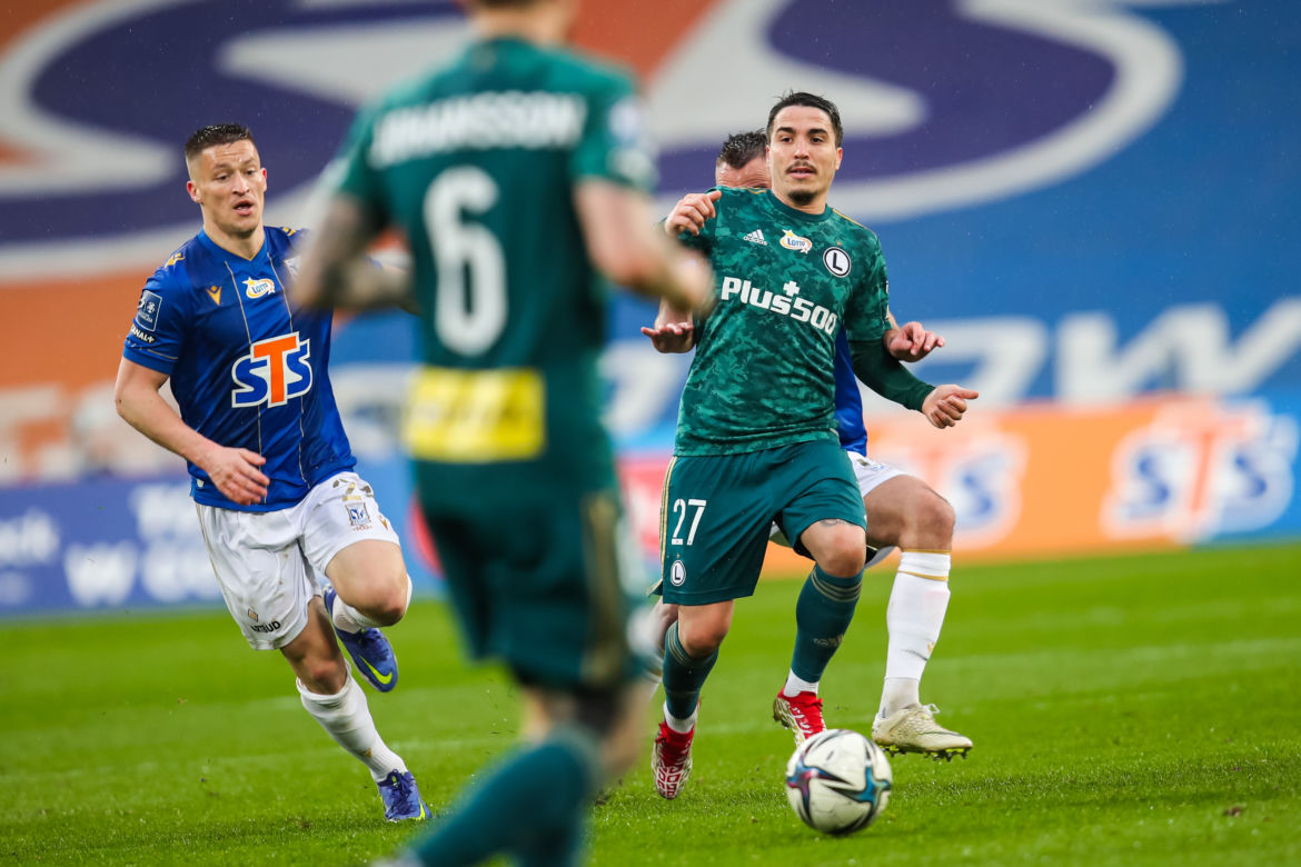 Josue o relacjach z Michniewiczem