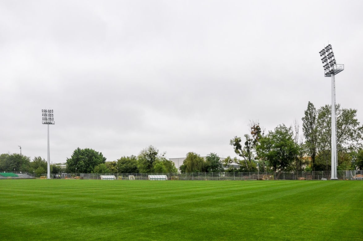 Jupitery stanęły na stadionie Warty Poznań