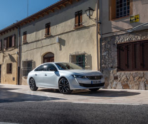 Peugeot 508 Hybrid i Peugeot 3008 Hybrid4