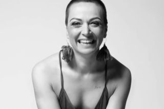 Kobiety po mastektomii w odważnej sesji. Zachęcają #Pomacajsie 