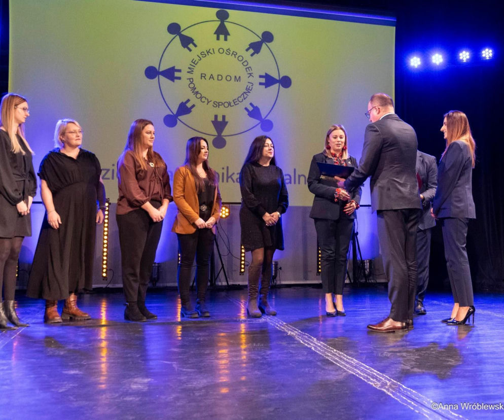 Pracują i wspierają tych, ktorzy są w potrzebie. Pracownicy socjalni mają swoje święto 