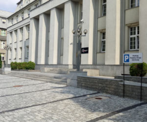Górniczy protest przed siedzibą PGG. Chcemy podwyżek! [ZDJĘCIA]