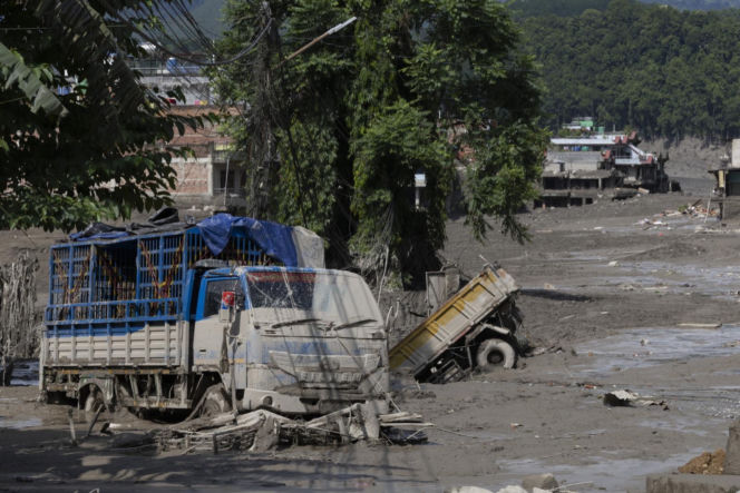 Katastrofa w Nepalu. Setki osób zaginęły, wśród nich zagraniczni turyści