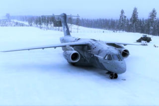 Embraer KC-390 Millennium w Arktyce. Przeszedł testy w ekstremalnych warunkach Szwecji
