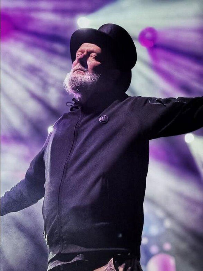 Polski gwiazdor rocka trafił do szpitala. Szokujące doniesienia!