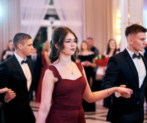 Studniówka siedleckiej Królówki 2026 - walc i polonez