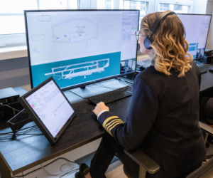 Wieżę lotniczą z Pyrzowic przeniesiono do Katowic. Kosztowało to 5 mln zł. Cel? Edukacja