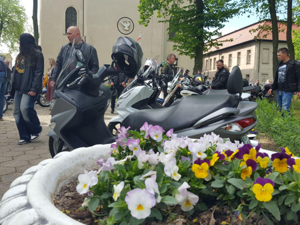 ​Setki motocyklistów na Wiosennym Święceniu Motocykli w Rydzynie
