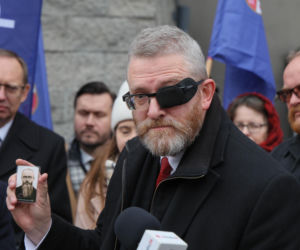 Grzegorz Braun po rozprawie