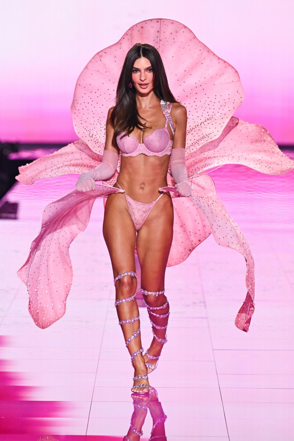 Emily Ratajkowski, pokaz Victoria's Secret