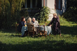 M jak miłość odc. 1910. Karol Kosowski (Stanisław Brejdygant), Judyta (Paulina Chruściel), Marysia (Małgorzata Pieńkowska), Barbara (Teresa Lipowska)