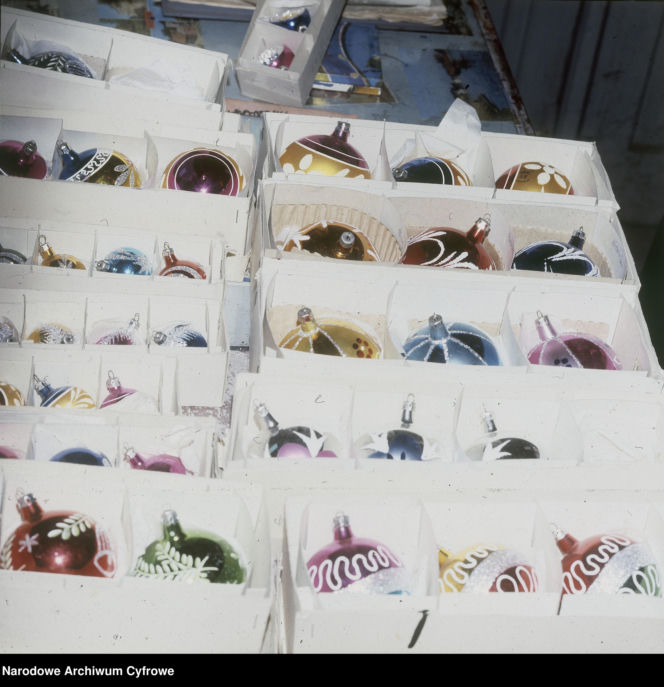 Tak ubierano choinki w PRL-u. Te archiwalne zdjęcia to prawdziwe perełki!