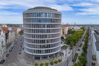 Walec na socrealizm. Niepokorny architekt postawił Okrąglaka mimo oporu władz. Dziś to symbol Poznania