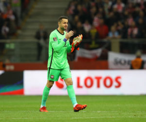 Łukasz Fabiański pożegnał się z reprezentacją Polski! Gorzko płakał, wzruszający gest