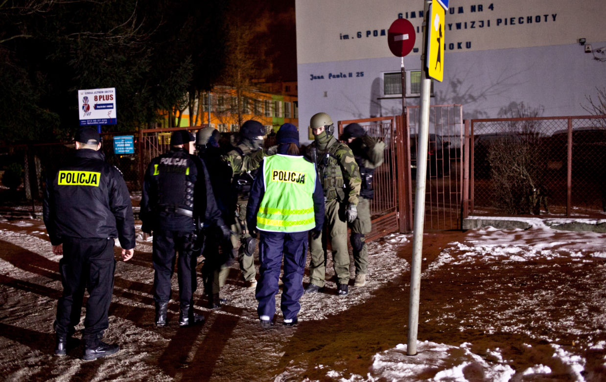 SANOK: Film z akcji antyterrorystów. AKCJA PRZEPROWADZONA WZOROWO