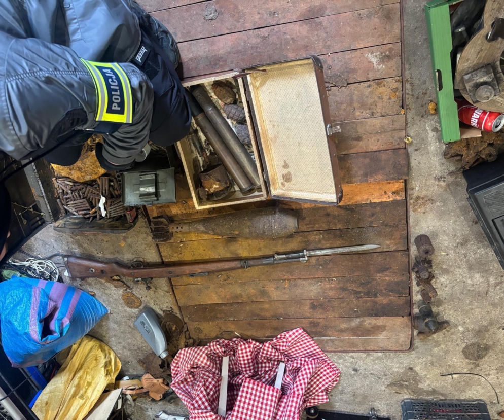 Nielegalne militaria w powiecie kozienickim. W sprawie zatrzymany został 46-latek 