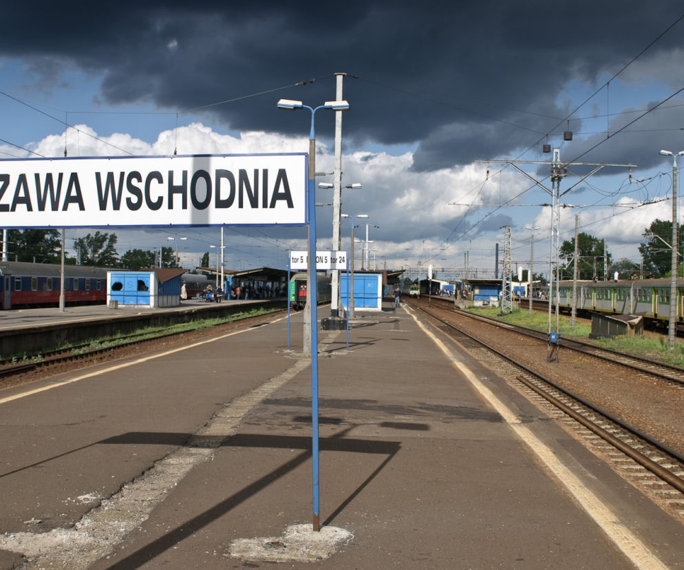 Koszmar pasażerów PKP w Warszawie. Znów opóźnienia i utrudnienia 