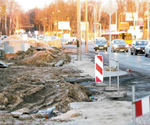Bałagan na wiadukcie