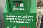 Doda cudem uniknęła śmierci! Właścicielka wyrzuciła ją do kontenera na elektrośmieci