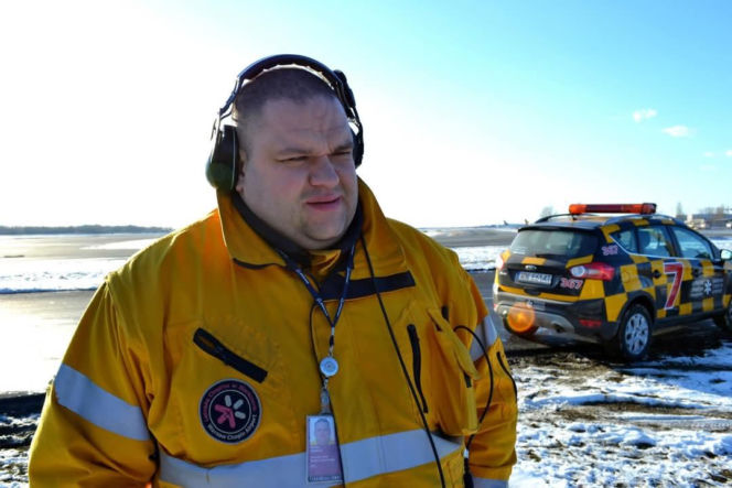 Taksówkarz i aktor z „Pitbulla” w szpitalu. Walczy o powrót do zdrowia. „Ludzie umierali obok mnie”