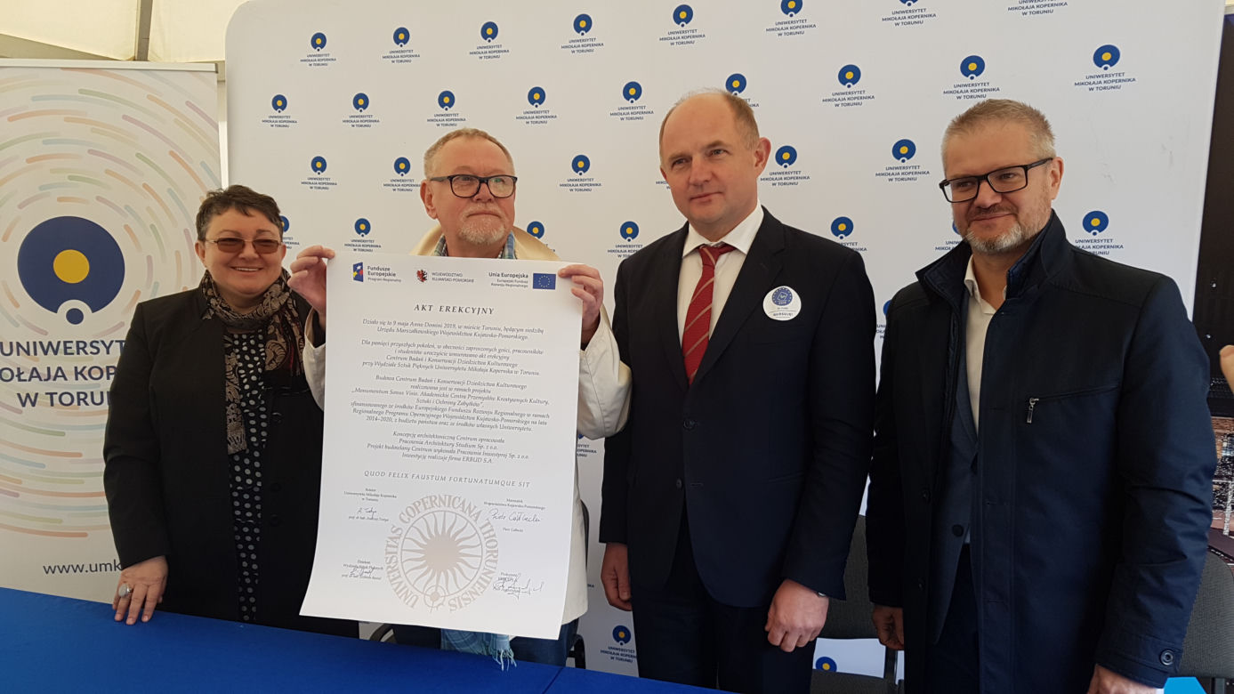 Wmurowano kamień węgielny pod budowę supernowoczesnego ośrodka konserwacji zabytków UMK w Toruniu