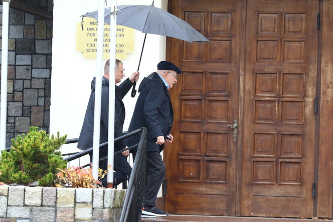 Lech Wałęsa bez temblaka