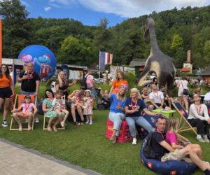 JuraPark, Dudusie i ESC