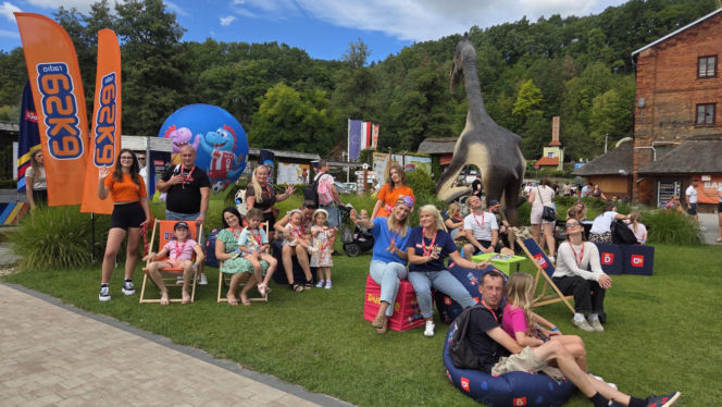 JuraPark, Dudusie i ESC