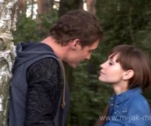 M jak miłość. Marcin Chodakowski (Mikołaj Roznerski), Janka (Joanna Osyda)