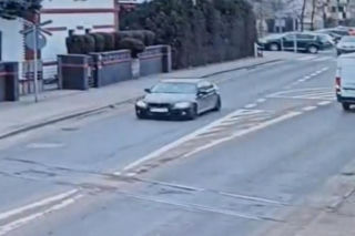 Niebezpieczna jazda 19-latka w Kościanie. Policja surowo go ukarała [FILM]