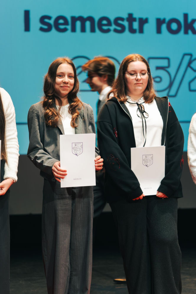 Najzdolniejsi uczniowie odebrali stypendia Prezydenta Miasta Siedlce
