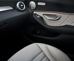 Mercedes-Benz C300 BlueTEC Hybrid
