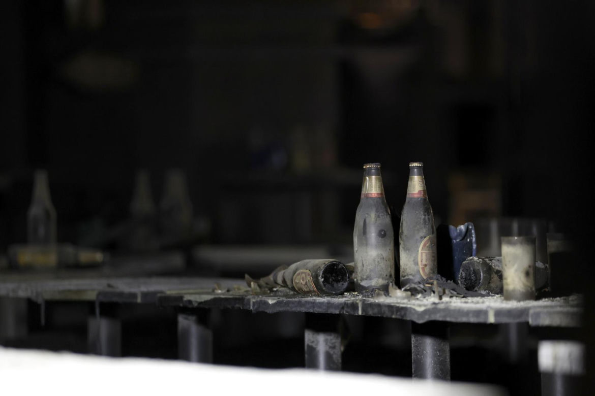 W tragicznym pożarze klubu zginęło 27 osób. 22 osoby w stanie krytycznym trafiły do szpitali