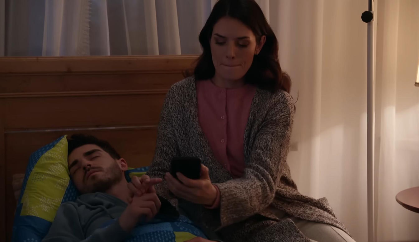 Pierwsza miłość, zwiastun: Basia (Anna Jarosik), Kacper (Damian Kulec)