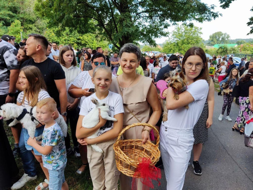 Mikstacka Arka Noego. Błogosławieństwo zwierząt podczas odpustu św. Rocha w Mikstacie